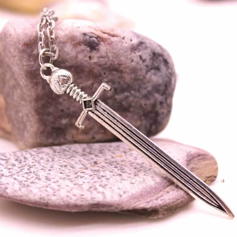 Cool Gadgets - Sword Luminous Necklace