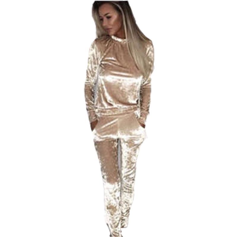 Fashion - Wonderful Tracksuit In Soft Velvet