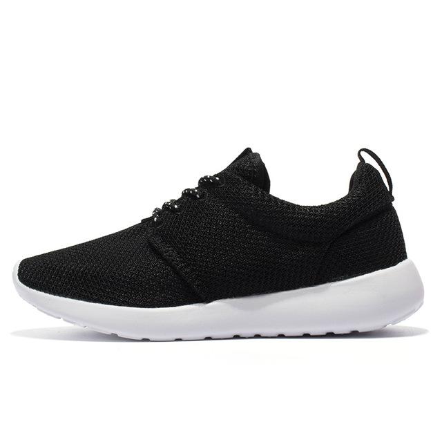 Breathable Running Shoes Lightweight Black and White
